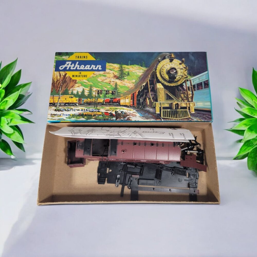 Athearn #1251 HO Scale Southern Pacific SP 1087‎ Caboose Train Car RR